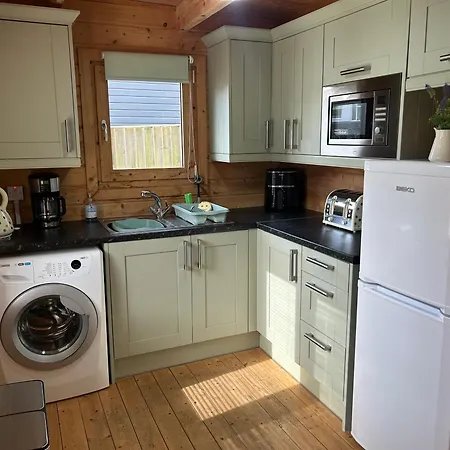 Log Cabin Living For 3-4 People In Frimley Extérieur photo